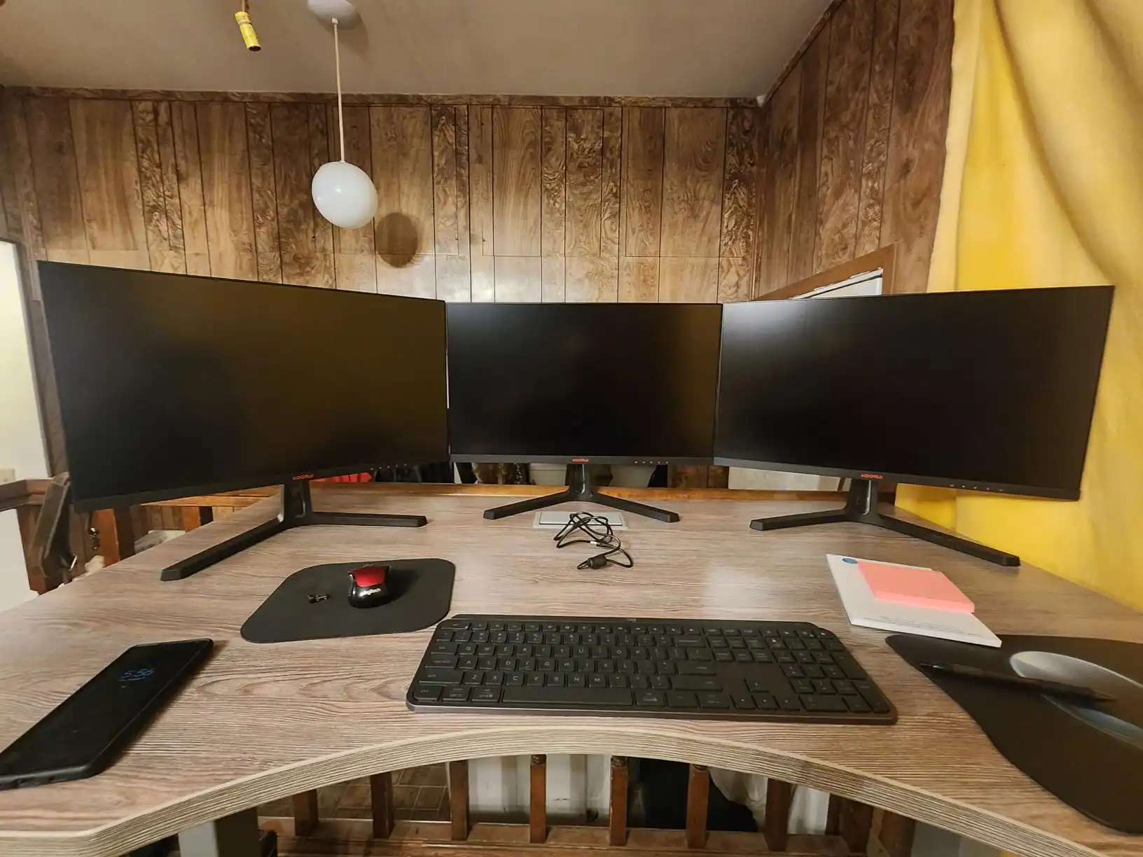 KOORUI’s 27” monitor range is a good reminder that you don’t need to drop big money to get a high-refresh gaming experience.