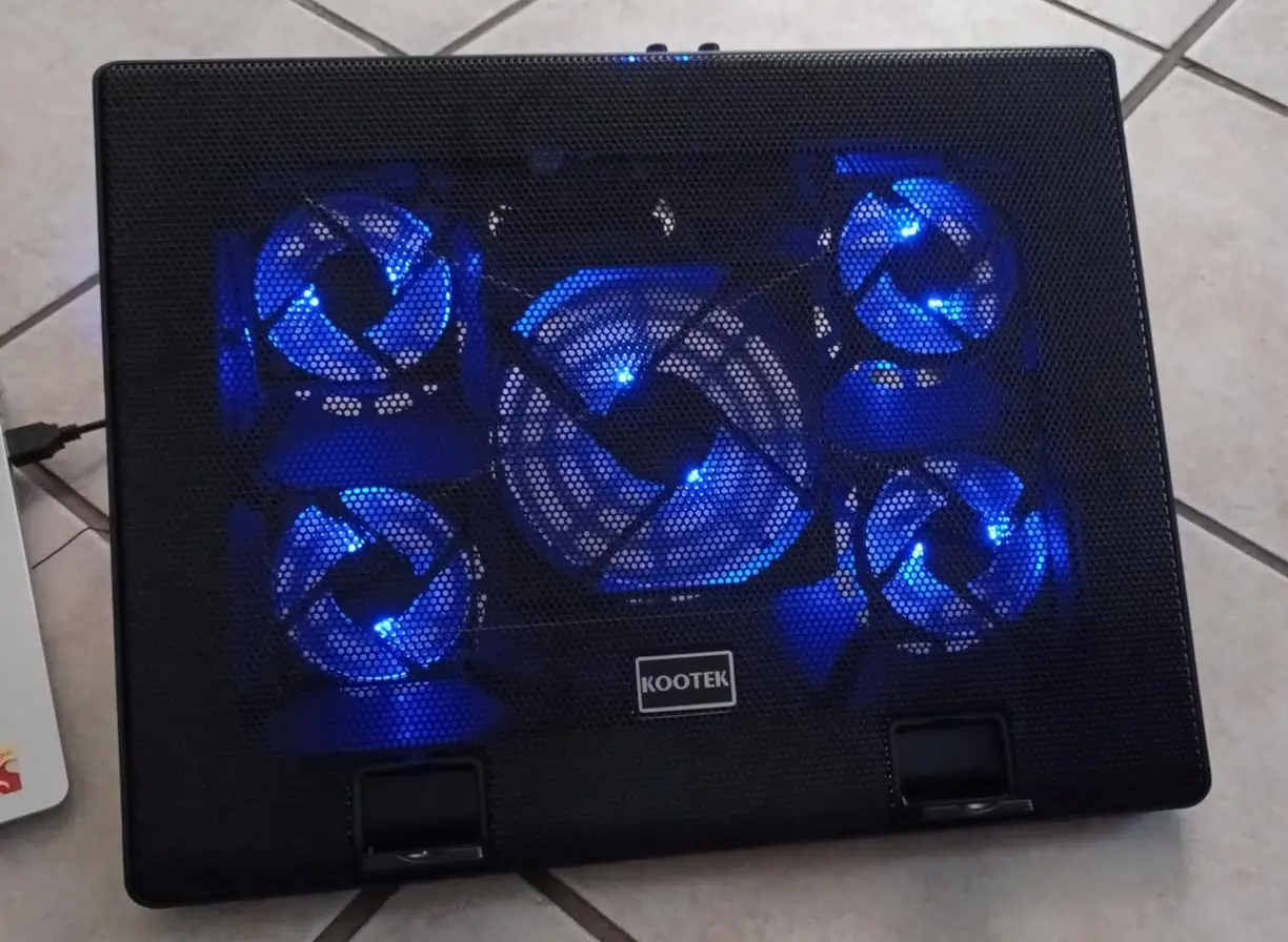 5 Built-in Fans (Big Fan 5.9-inch, Small Fans 2.76-inch) with Blue LEDs, 2 OnOff Switches to Control Them and LEDs Simultaneously