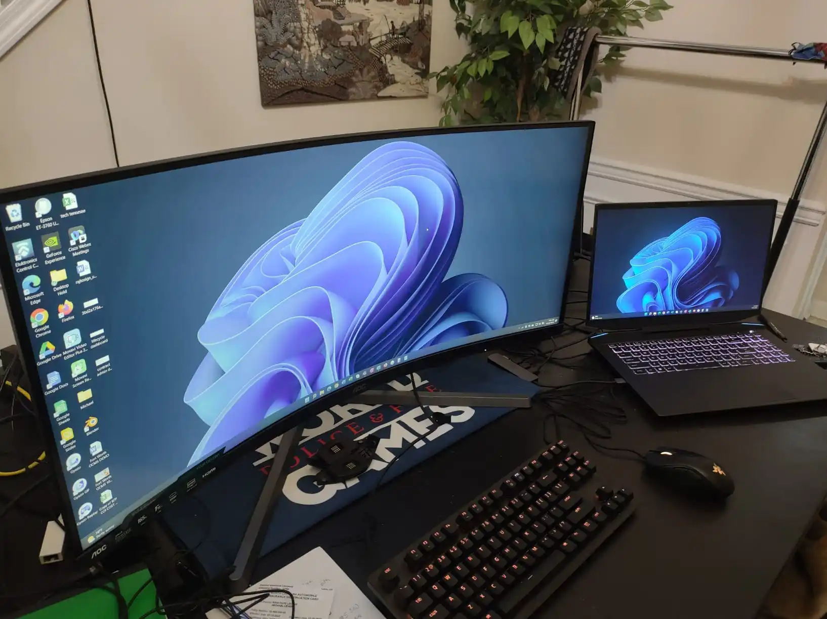 AOC CQ27G3S 27” 2K QHD (2560 x 1440) 165Hz curved screen gaming monitor