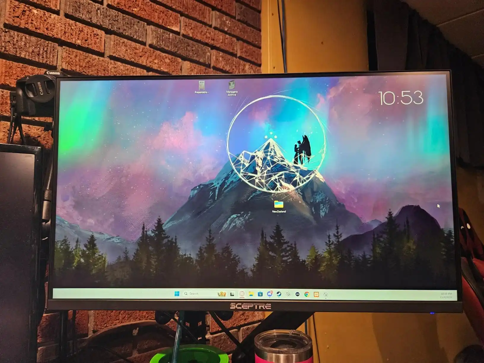 Sceptre C255B-FWT240, pushing a 240Hz refresh rate at 1080p