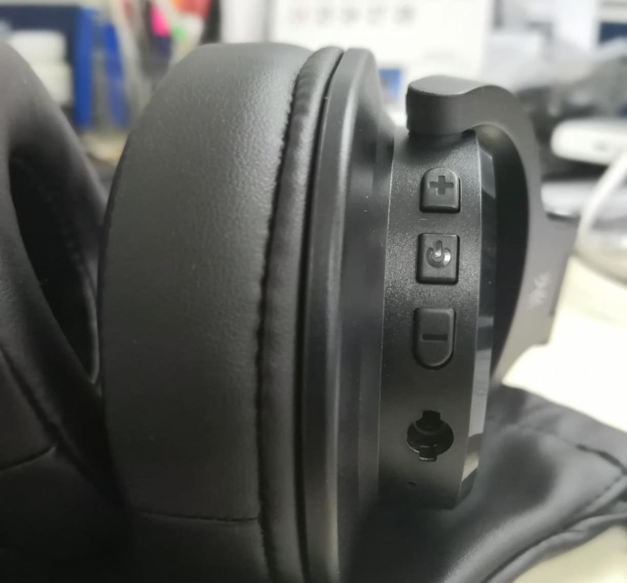 Controls, Indicators, and Reset Function