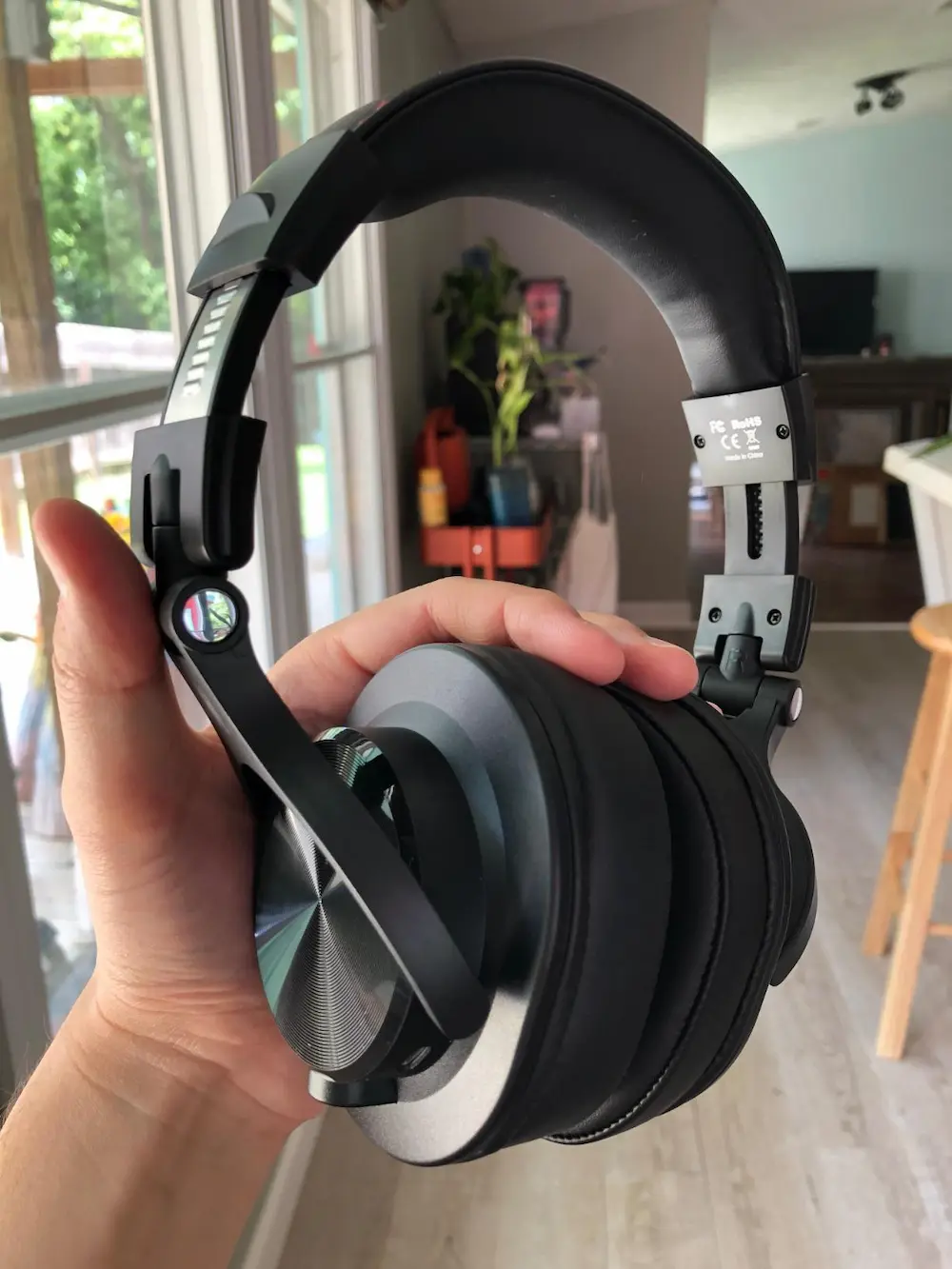 Is the OneOdio A70 headphones any good?