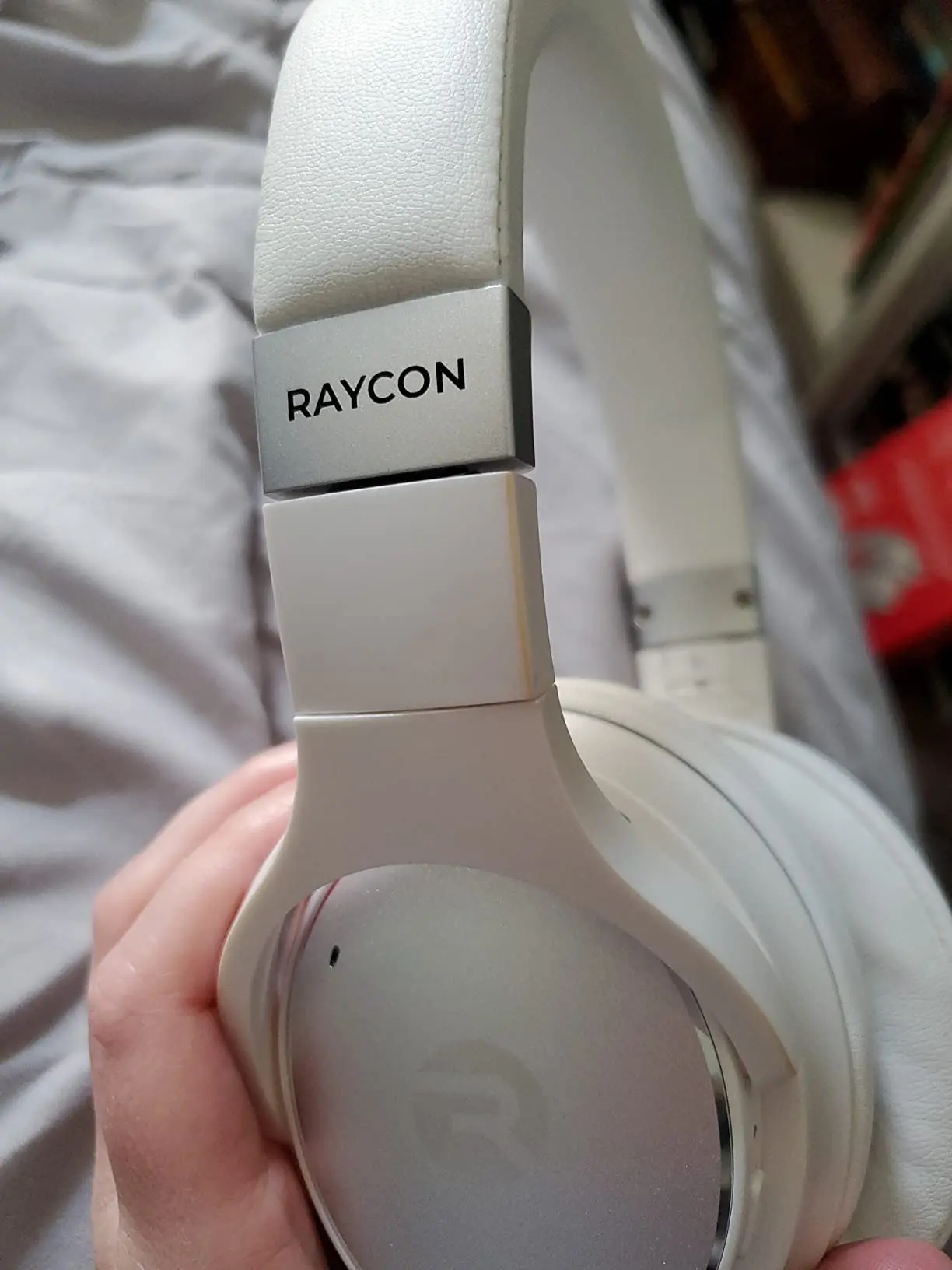 Raycon Everyday Wireless Bluetooth Over Ear Headphones Review