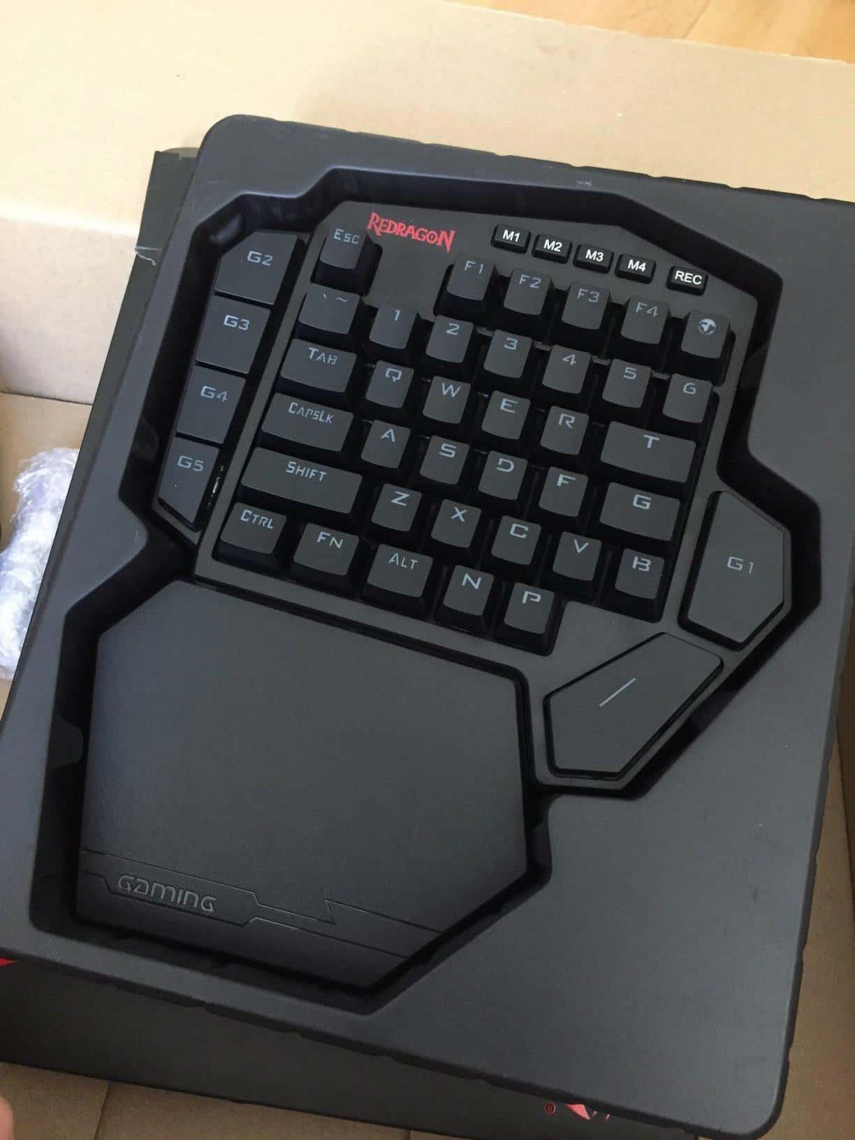 Redragon K585 