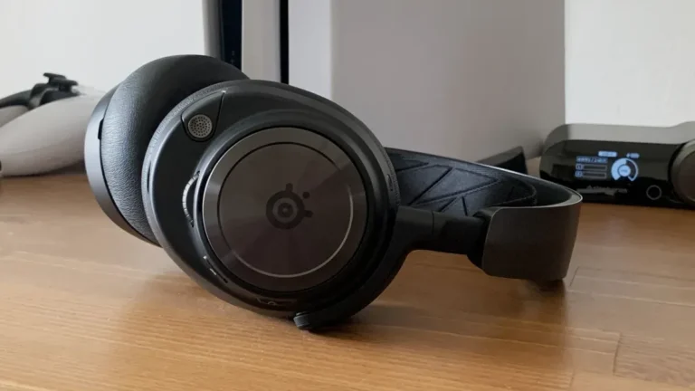 SteelSeries Arctis Nova Pro Wireless