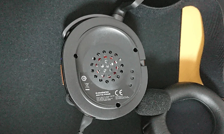 gaming headset ear cups